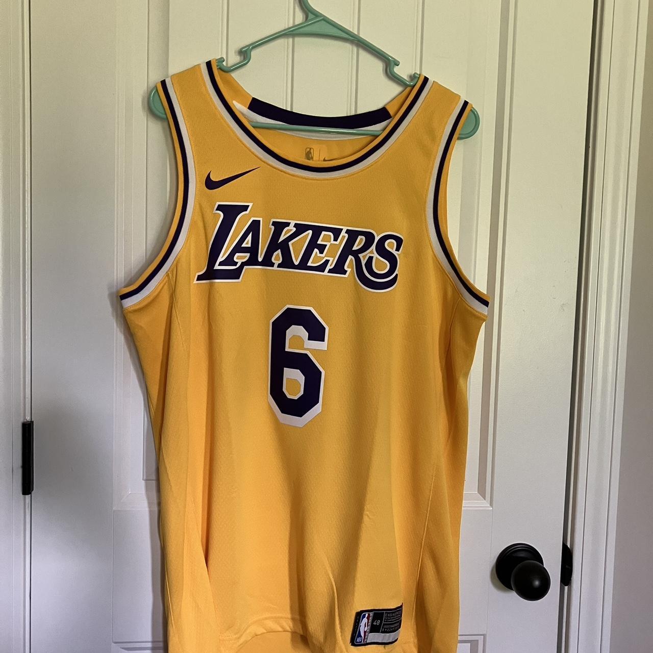 Men's Los Angeles Lakers LeBron James Nike Gold Authentic