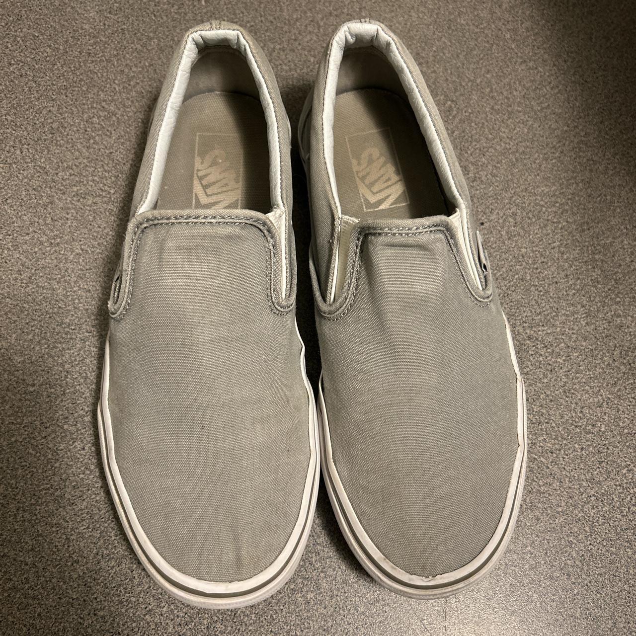 Vans dove hotsell grey slip on