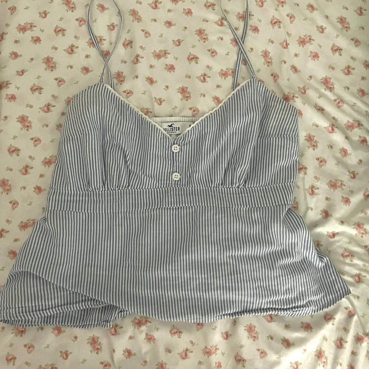 hollister baby doll tank top size M (has very... Depop