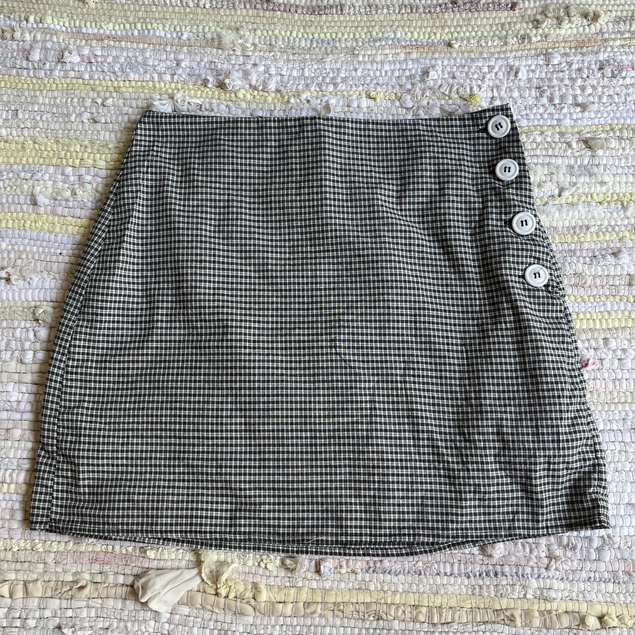 urban outfitters buttoned skirt ♡ size medium ♡... - Depop