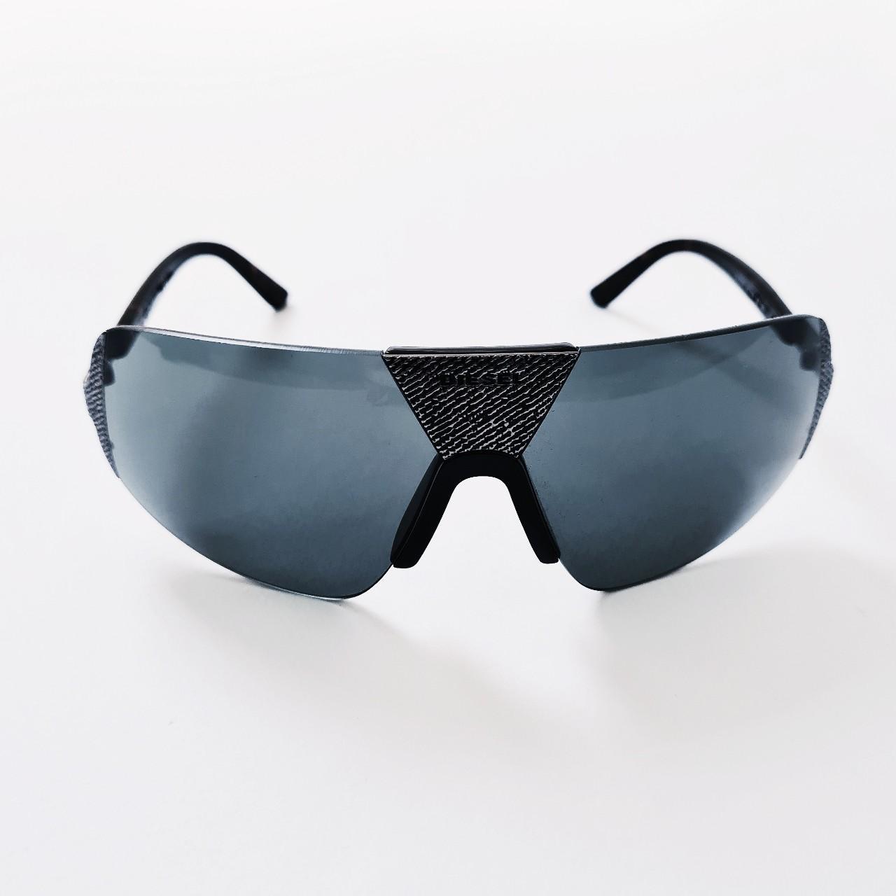 小物 00s DIESEL archive sunglasses cyber y2k 小物 00s DIESEL archive sunglasses cyber y2k Amazon.com