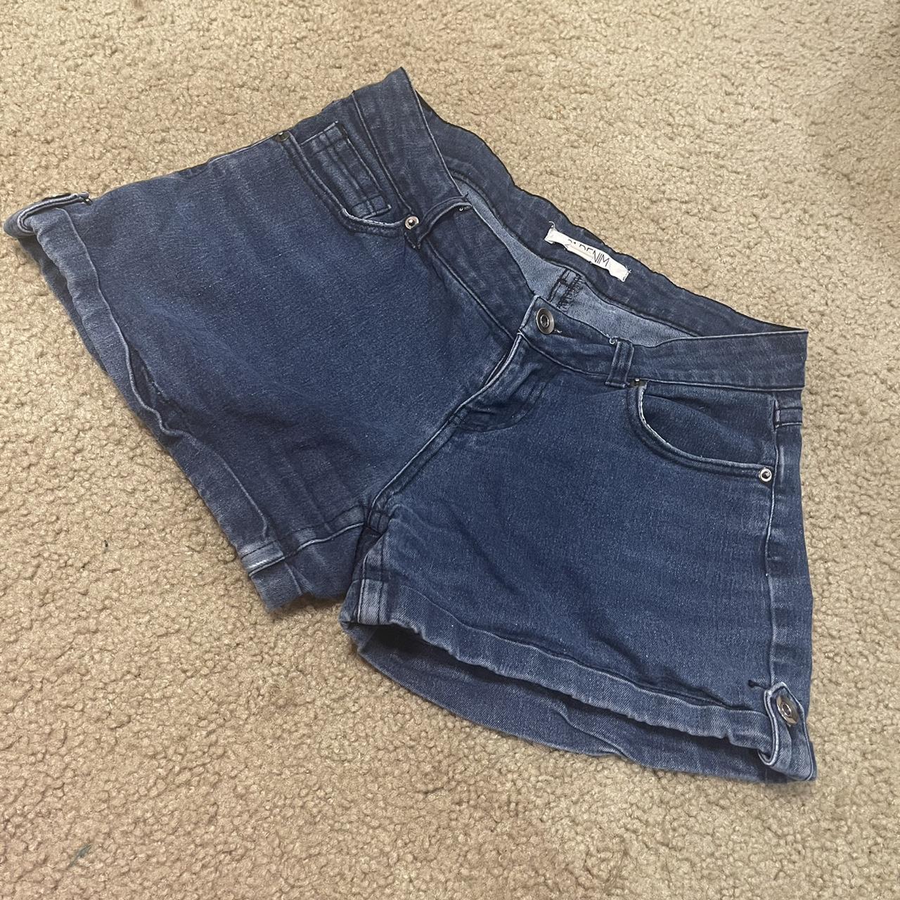 item listed by molly_legrant