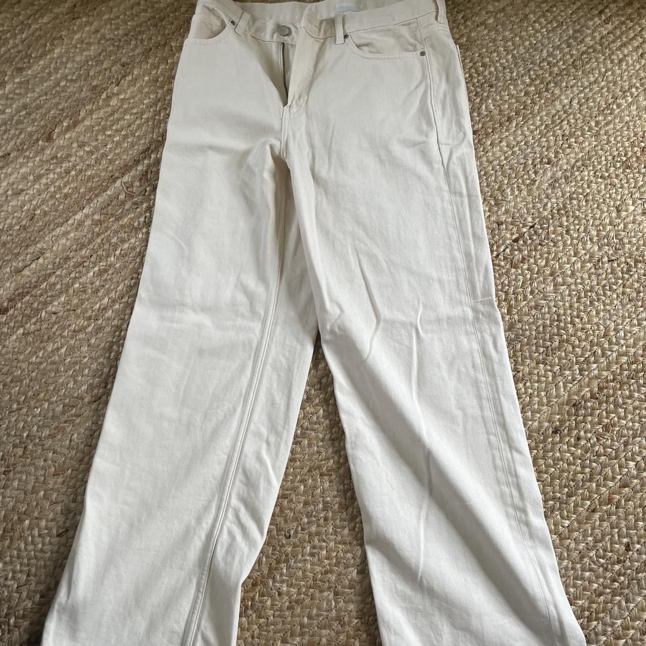 Uniqlo white straight leg jeans, 26x31 in. Retail... - Depop