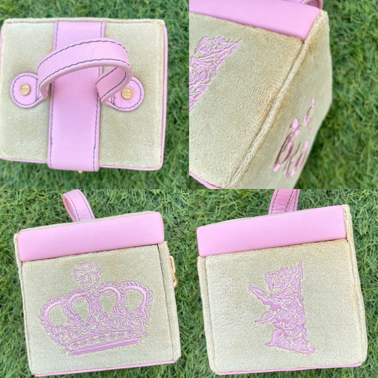 💗 Juicy Couture Jewelry accessories case beige - Depop