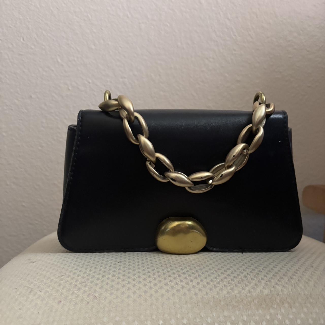 item listed by mariana48
