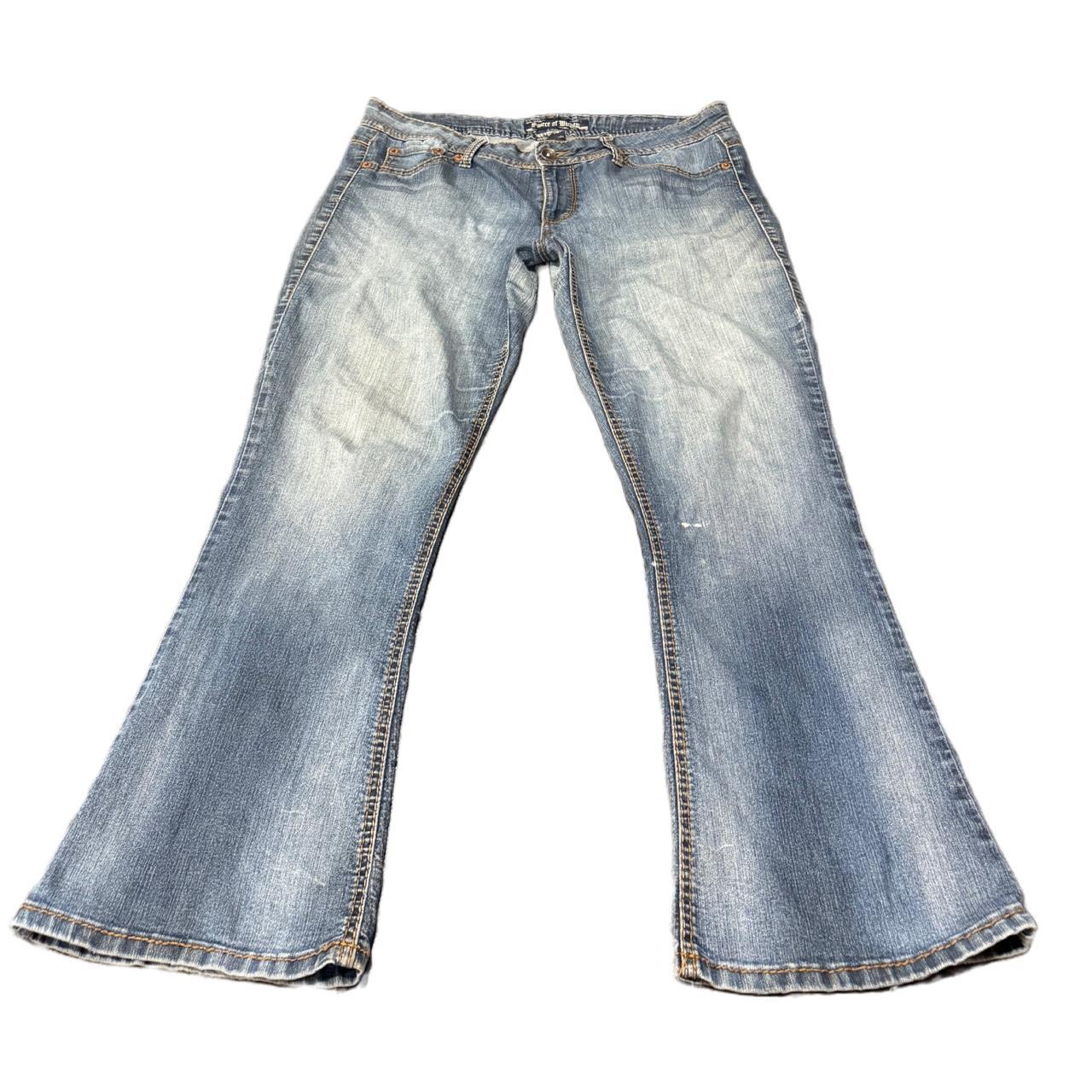 item listed by alannasthrifts