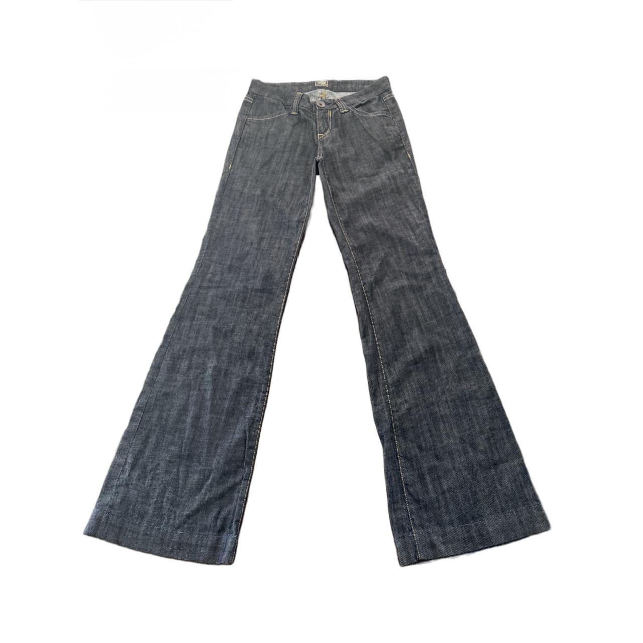 item listed by alannasthrifts