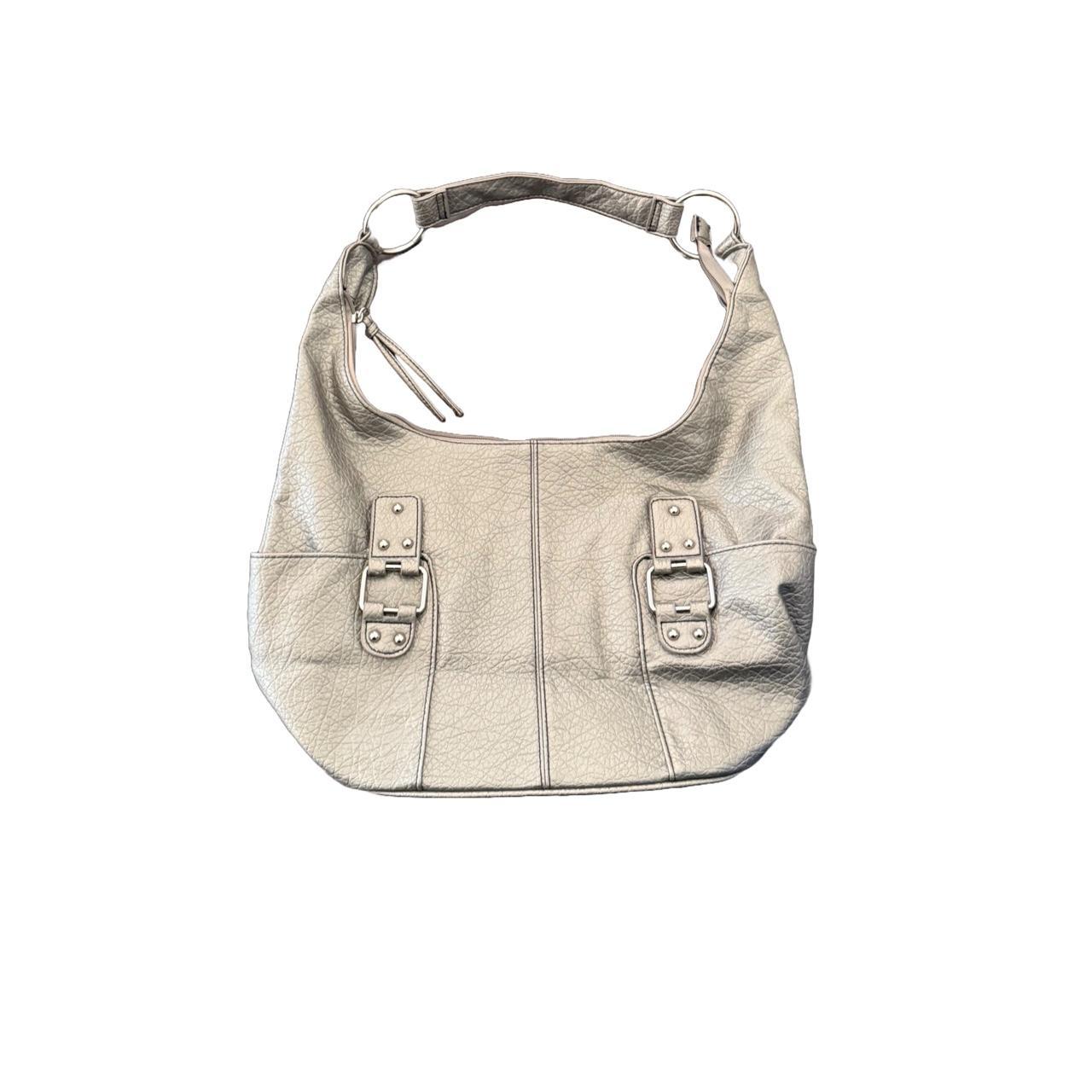 item listed by alannasthrifts
