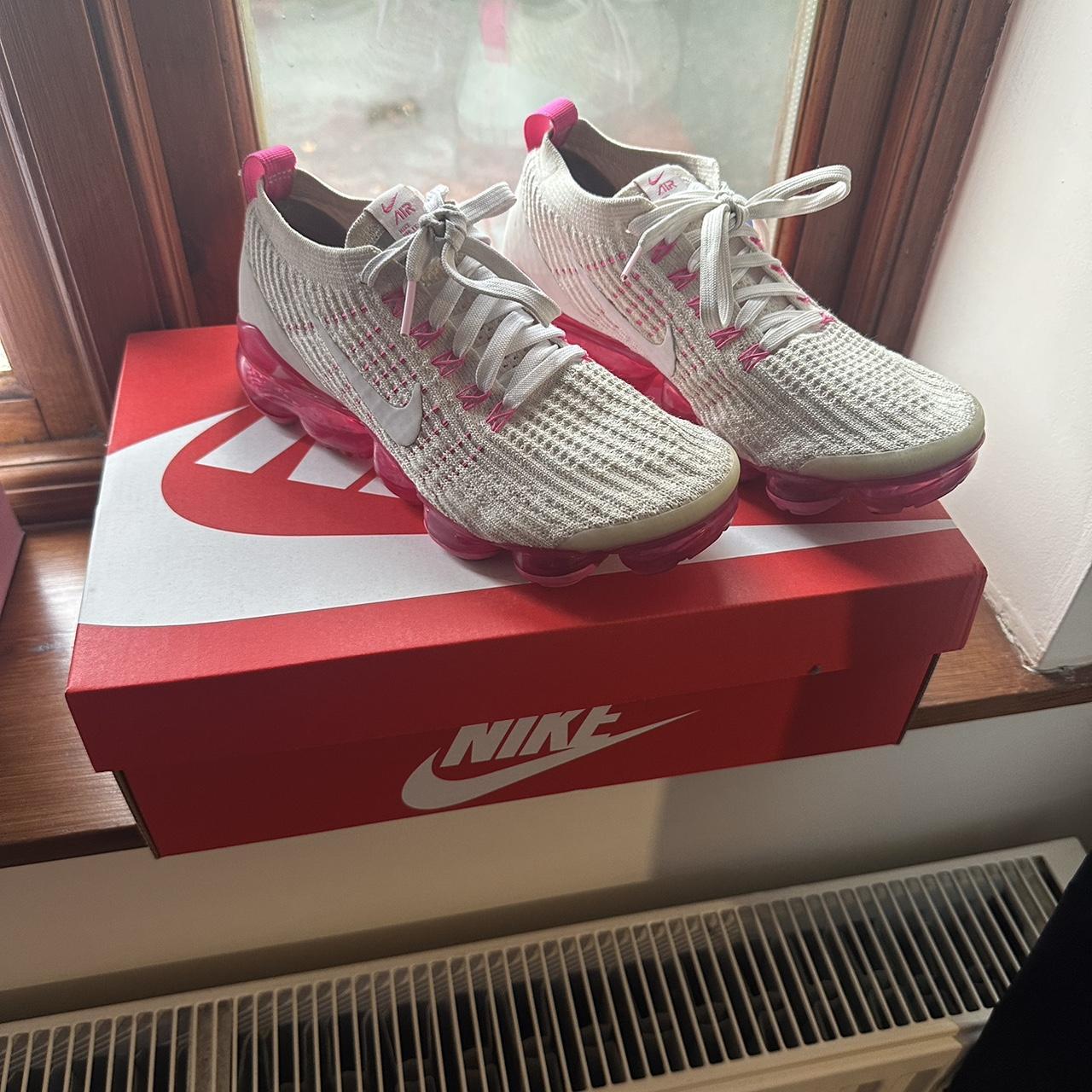 Pink rise clearance vapormax