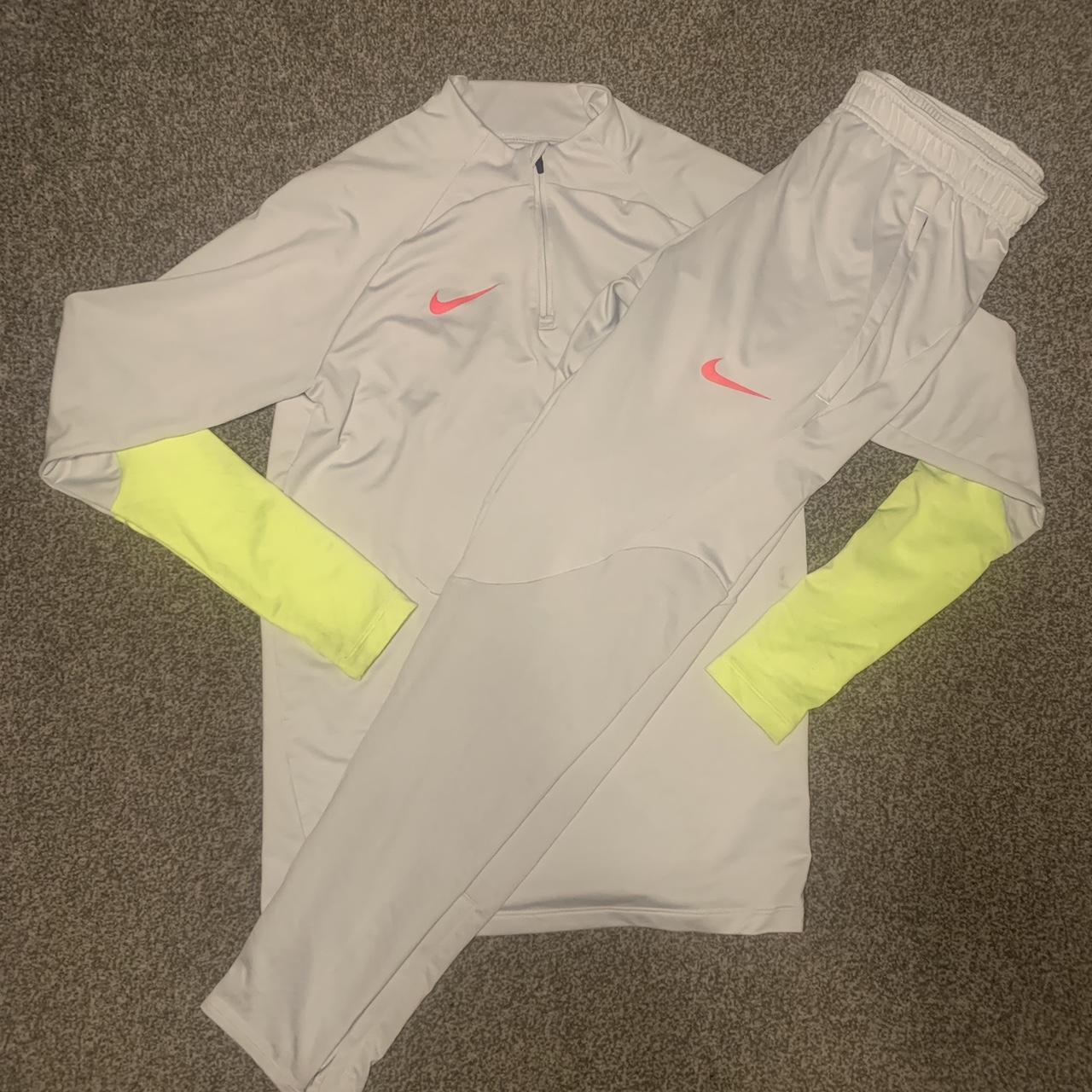 mens nike strike tracksuit