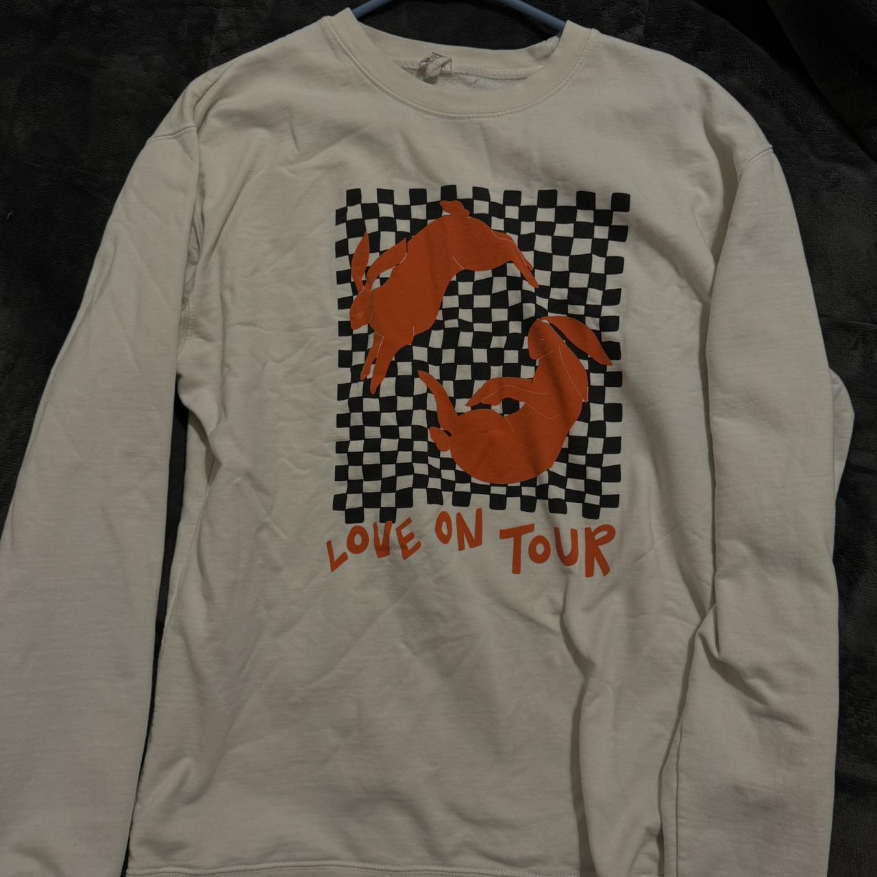 harry styles love on tour 2021 bunny crew neck L but... - Depop