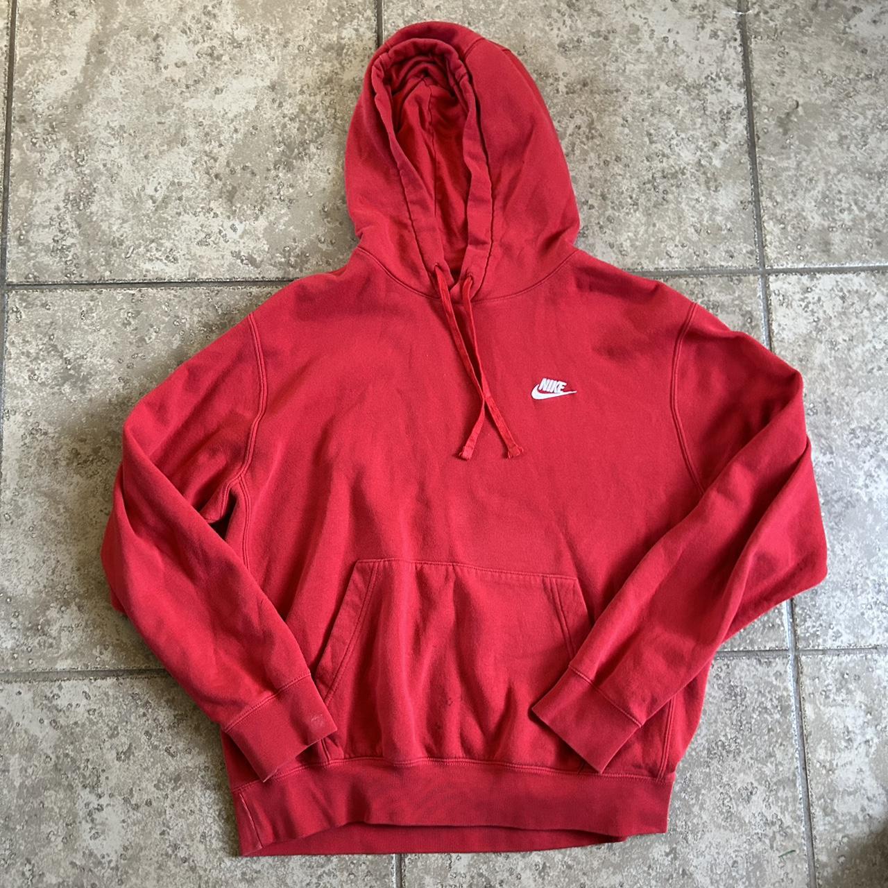 Red velvet clearance nike hoodie