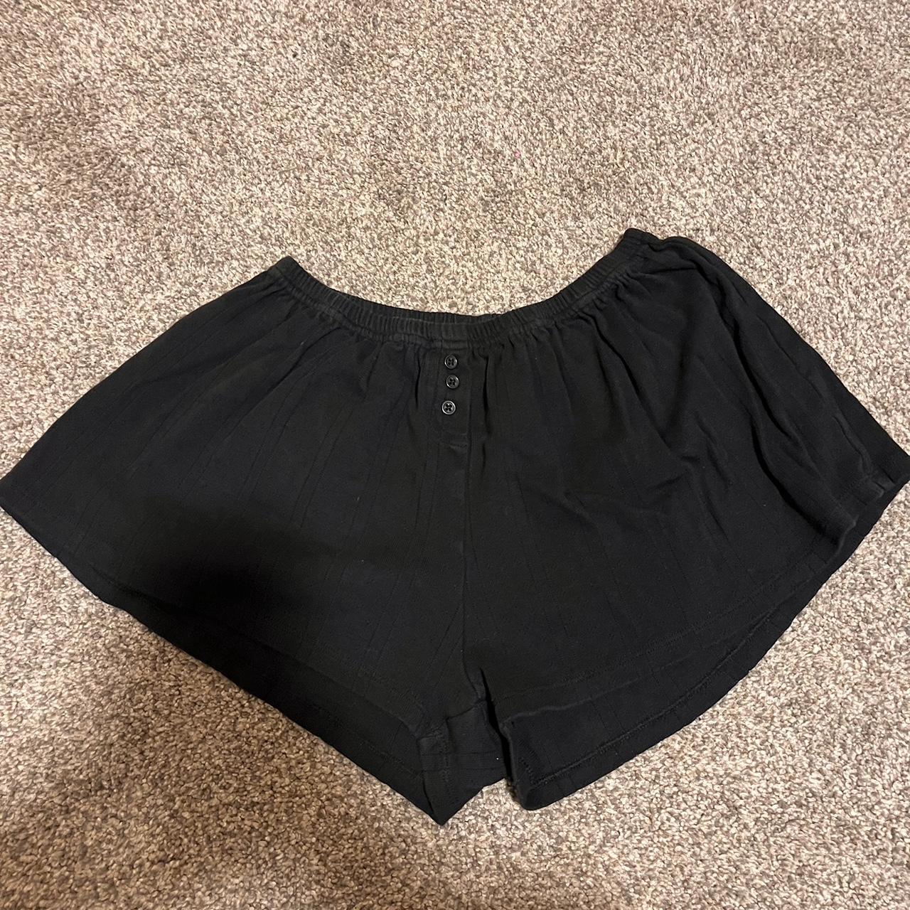 Brandy melville store black flowy shorts