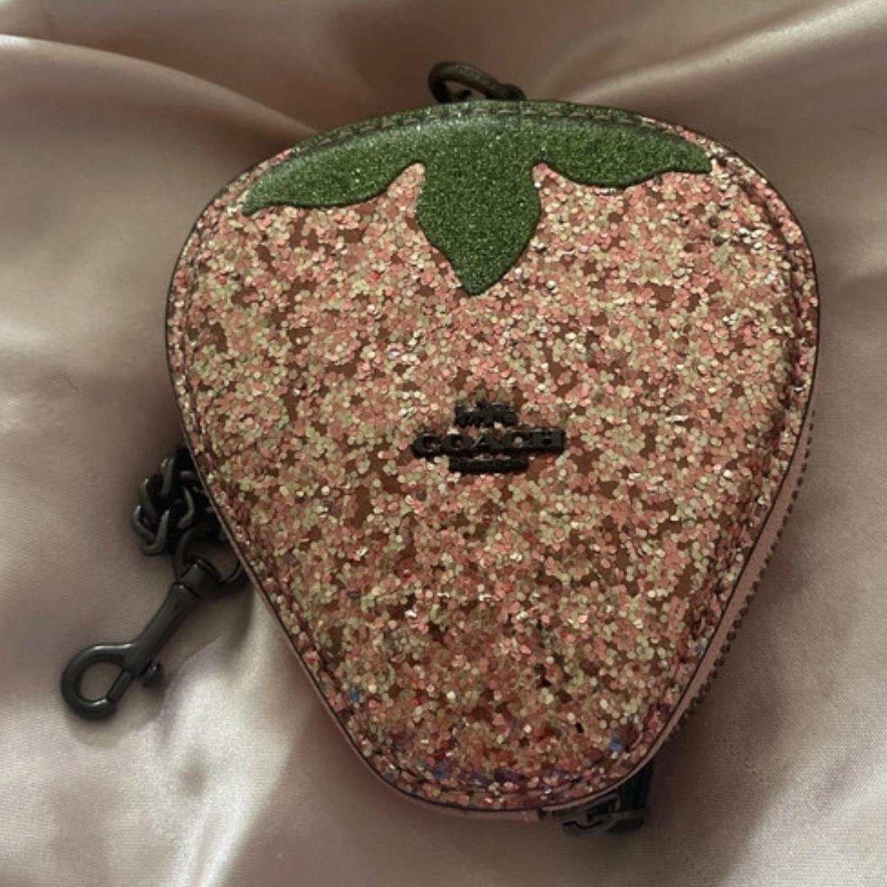 Strawberry coin purse | Coin purse, Kate spade bag, Kate spade