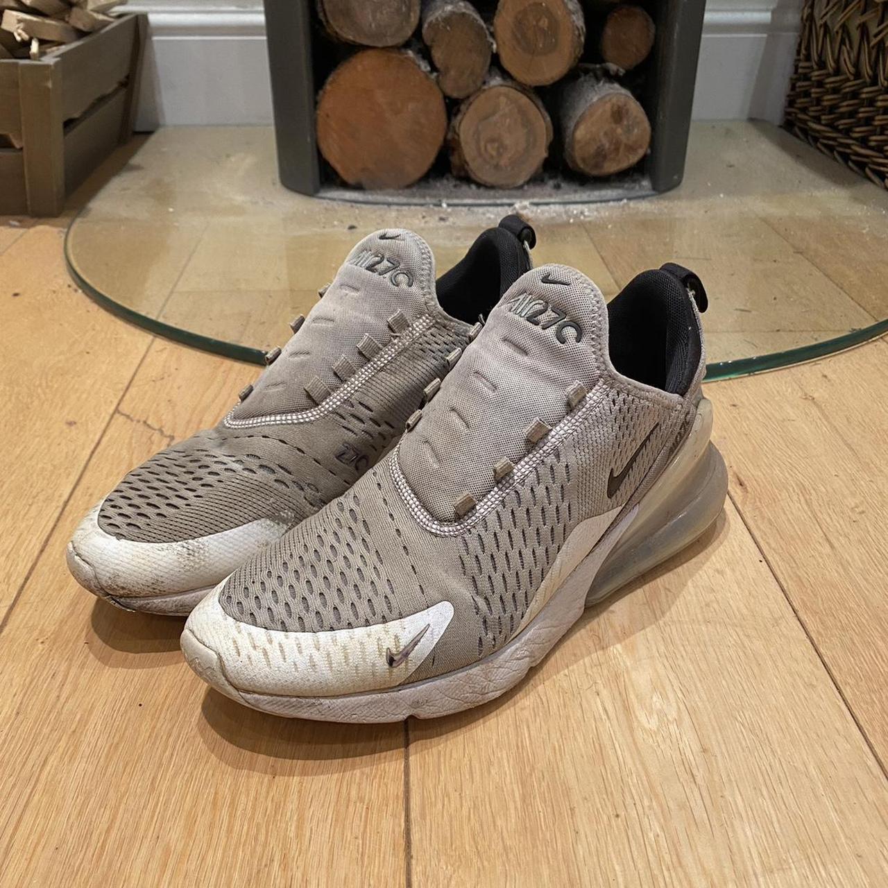 nike air 270s grey