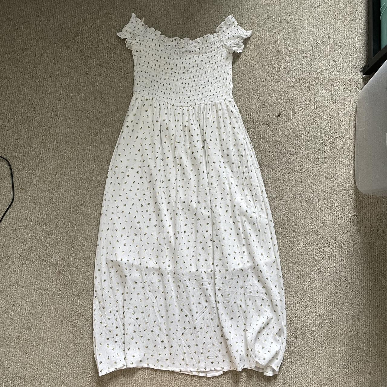 White graduation outlet dress forever 21