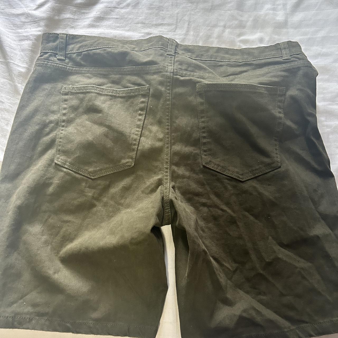 Fashion Nova Men's Green Shorts | Depop