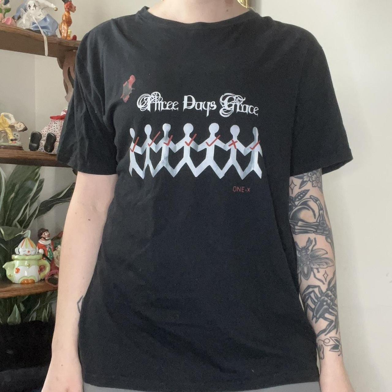 Three Days Grace Band T Shirt. Great condition.... Depop
