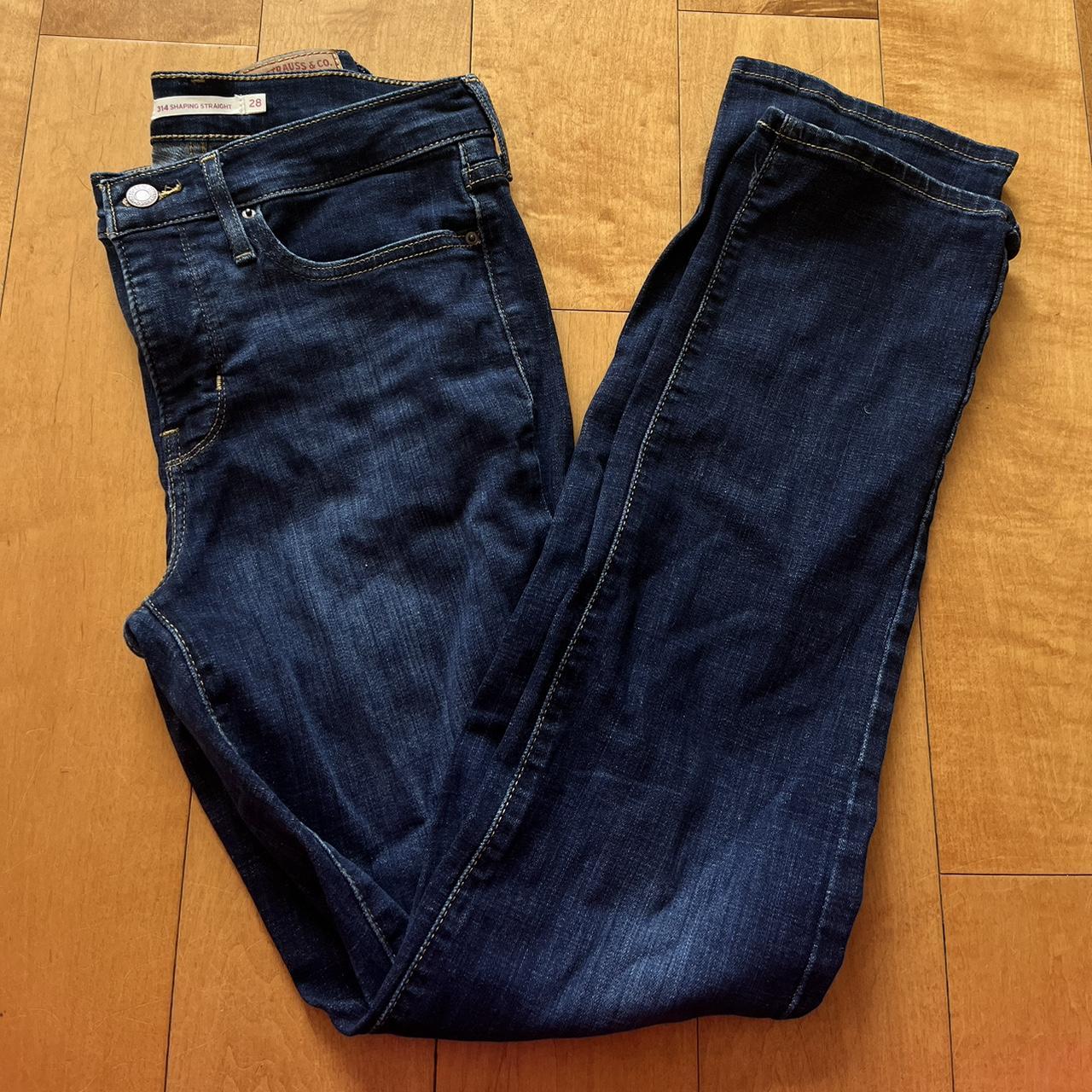 Levi's shaping clearance straight jeans