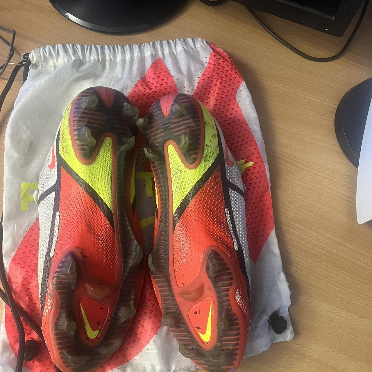 hyper venom nike