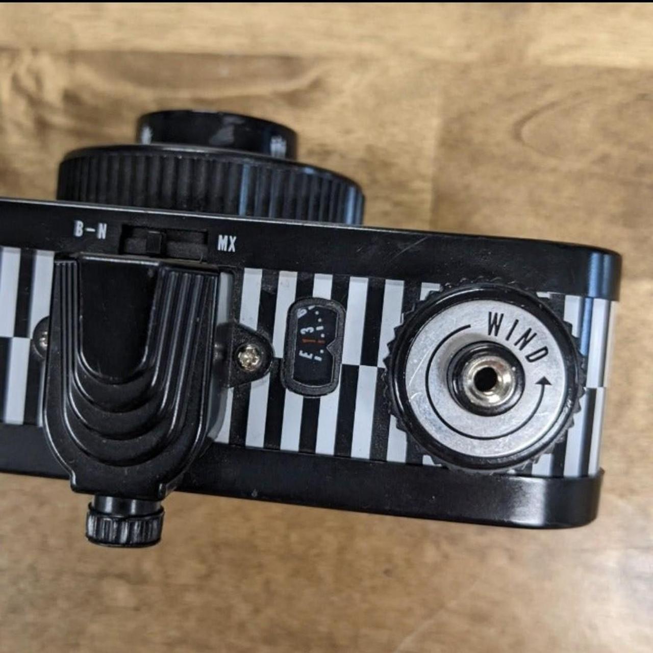 Lomography Cameras-and-accessories (2)