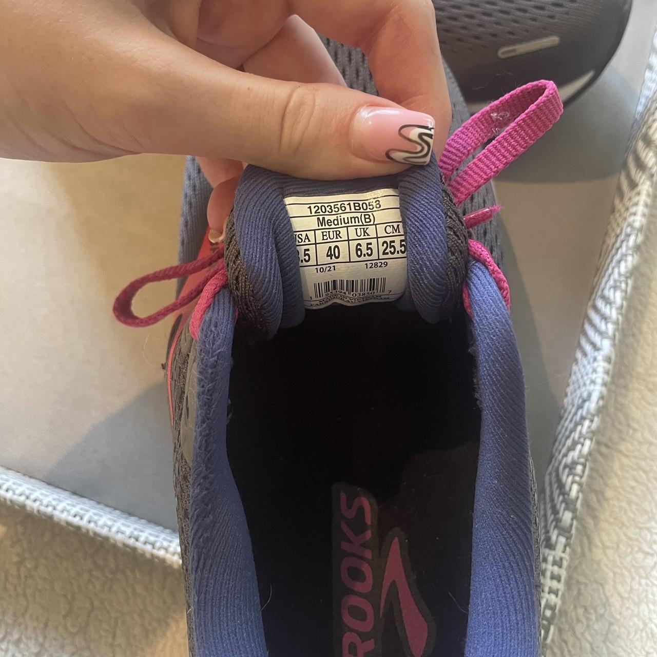 brooks grey and pink