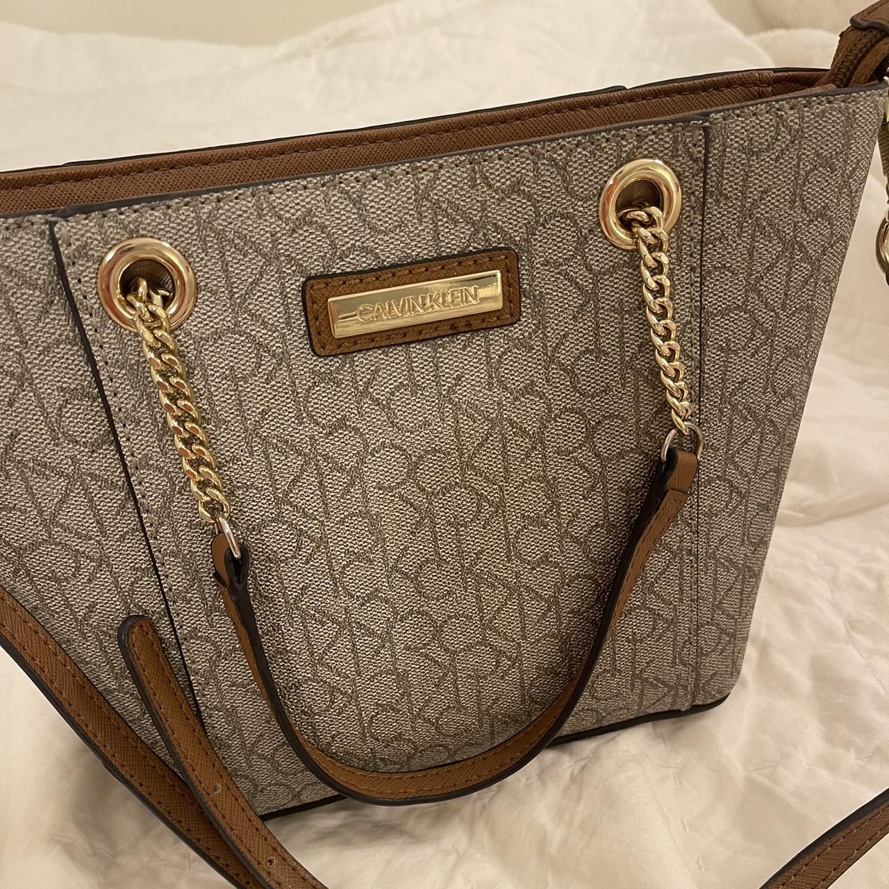 Calvin Klein purse Re-Lock Quilt ZA Wallet Aurora Red | Buy bags, purses &  accessories online | modeherz