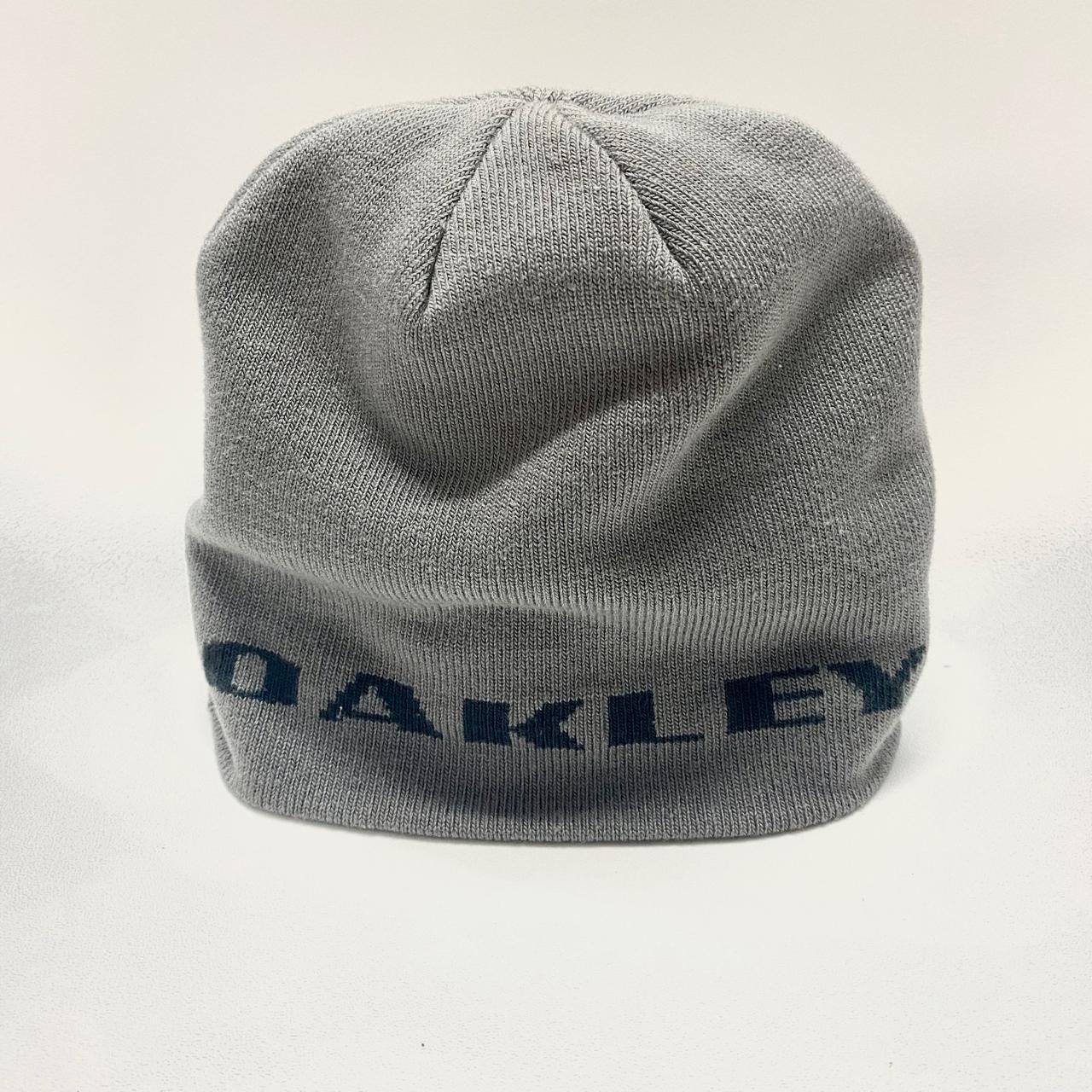 VTG 00s Y2K Oakley Spellout Beanie Sportswear... - Depop