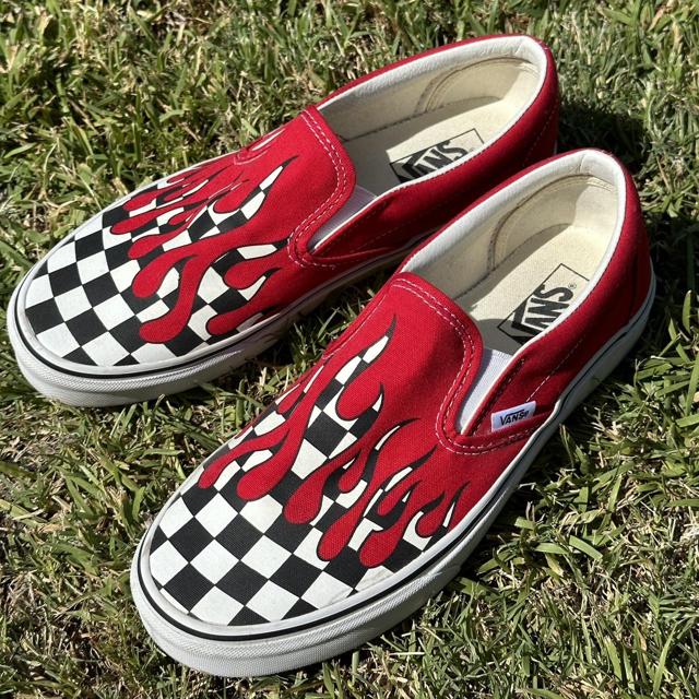 Bloody 2025 checkered vans