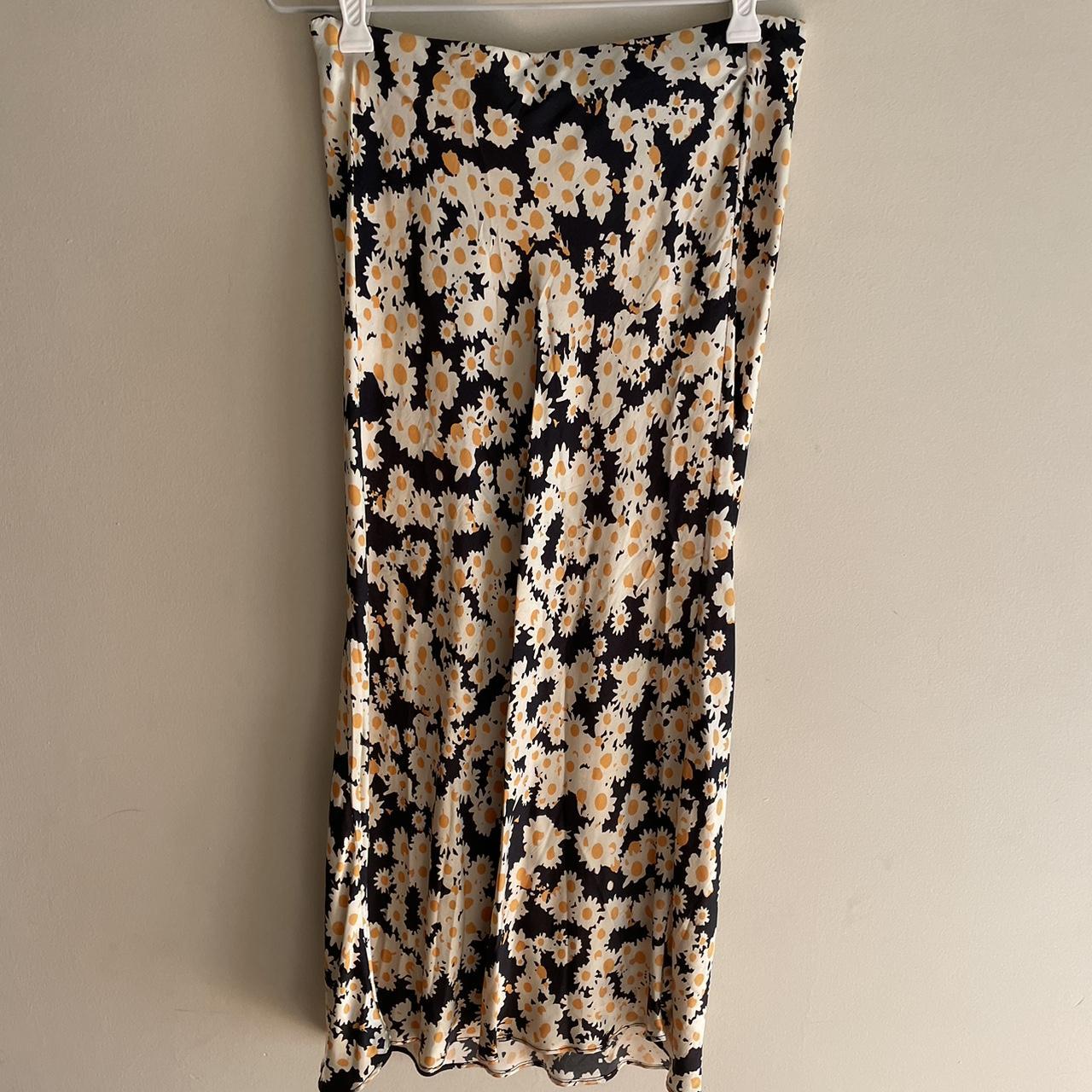 Daisy silk midi skirt hotsell