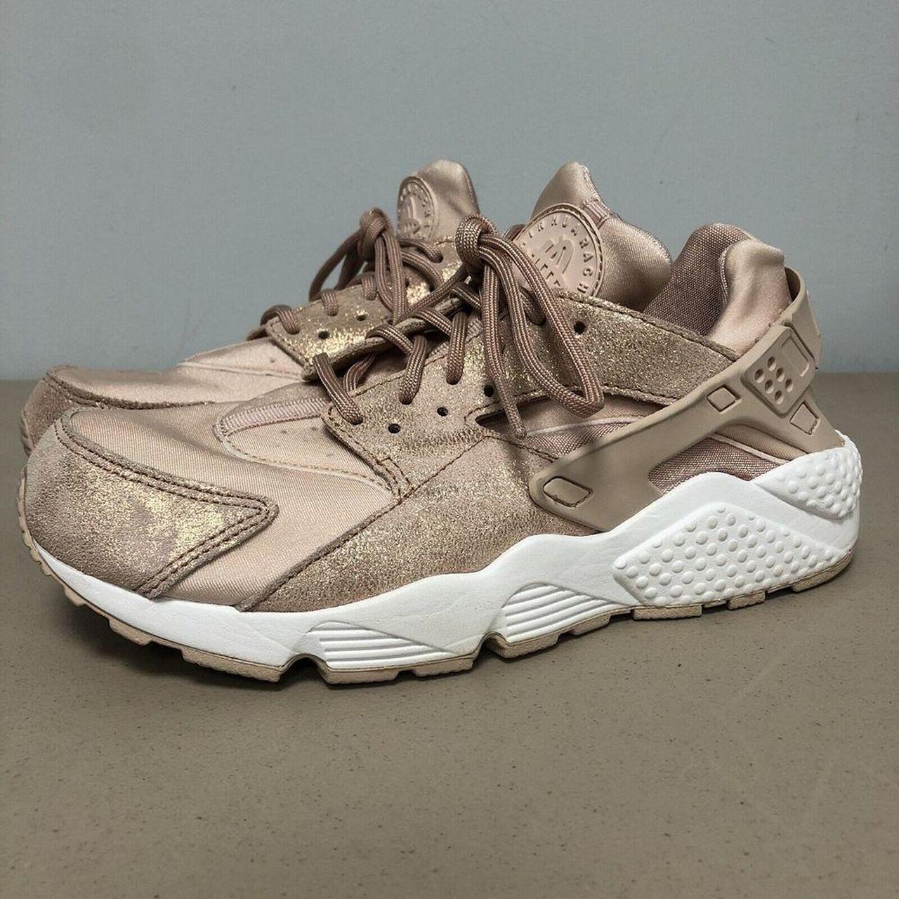 Womens 8 Nike Air Huarache Run Particle Beige