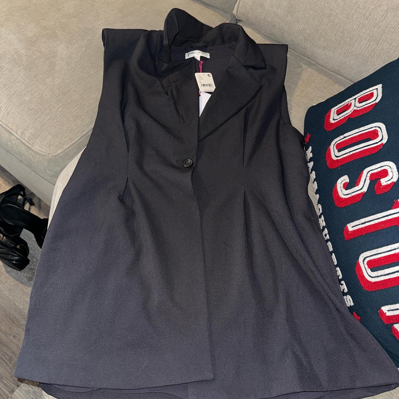 item listed by marisas_closett