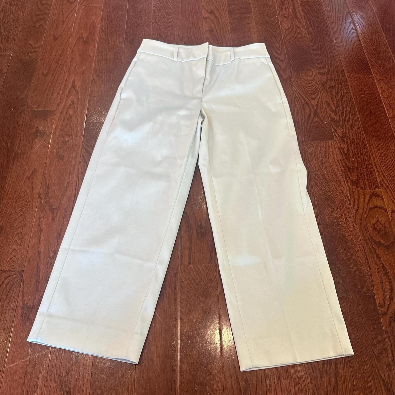 item listed by marisas_closett