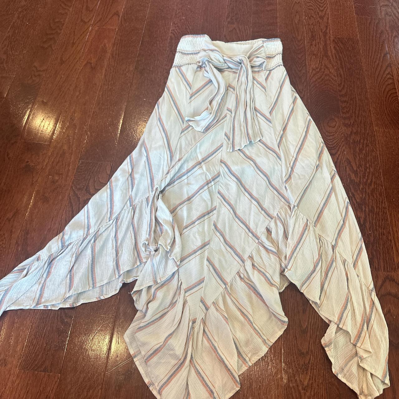 item listed by marisas_closett