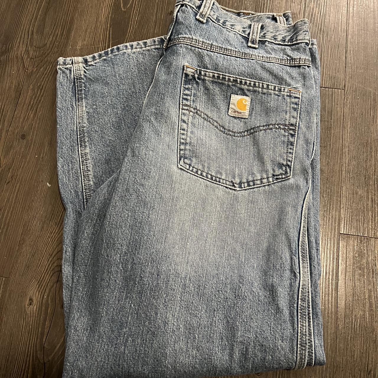 35/32 carhartt jeans - Depop