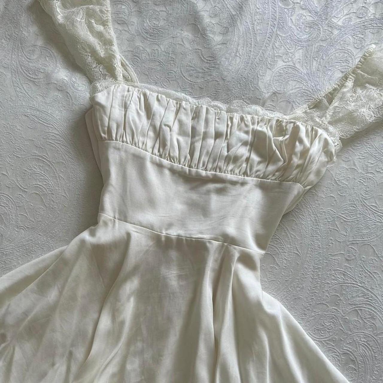 XS house of cb kaia dress in off white/ivory.... - Depop