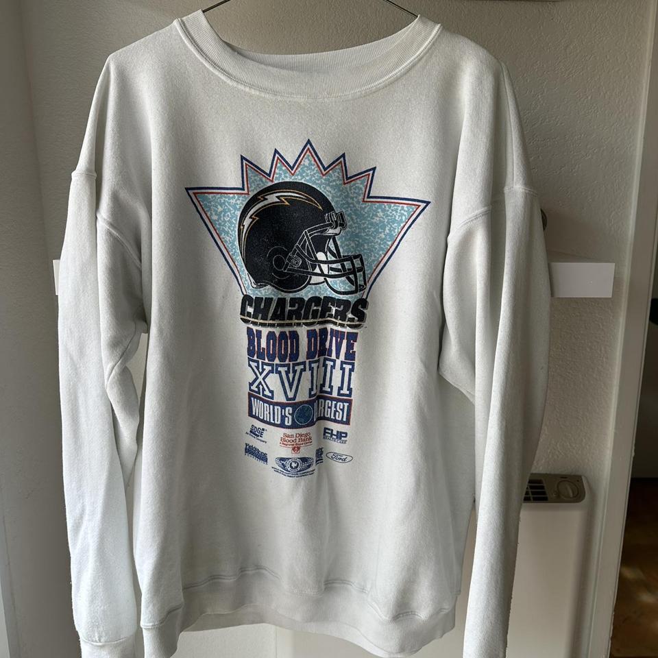 Vintage chargers crewneck ! ⚡️ Size large ! For - Depop