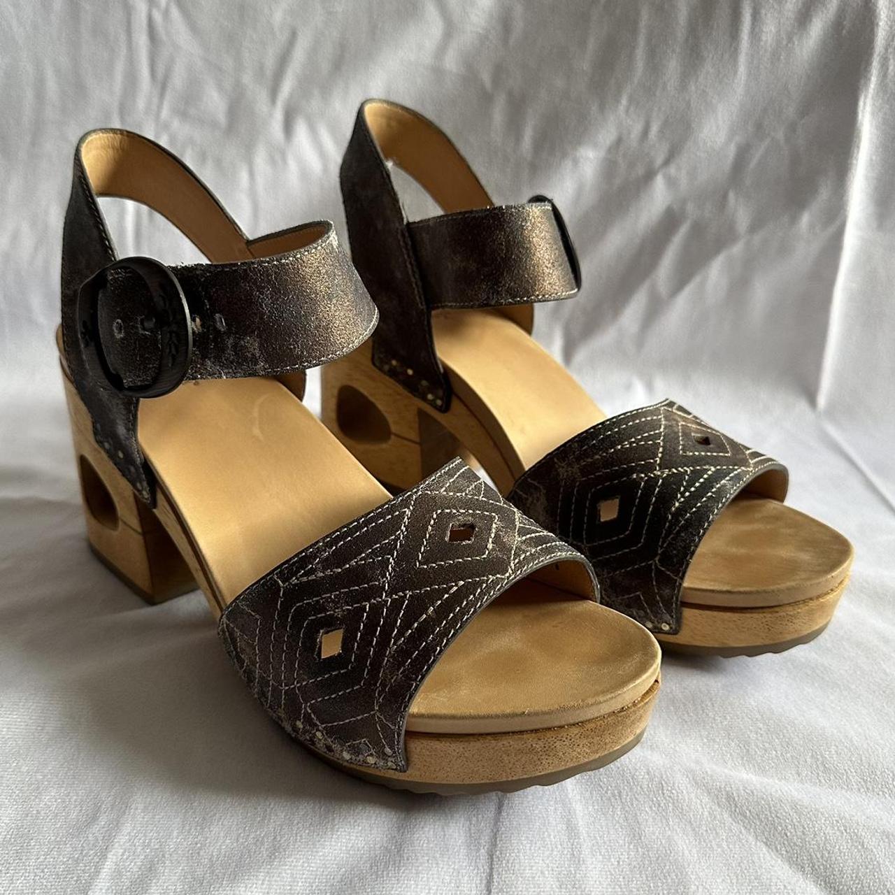 Dansko heeled sale sandals