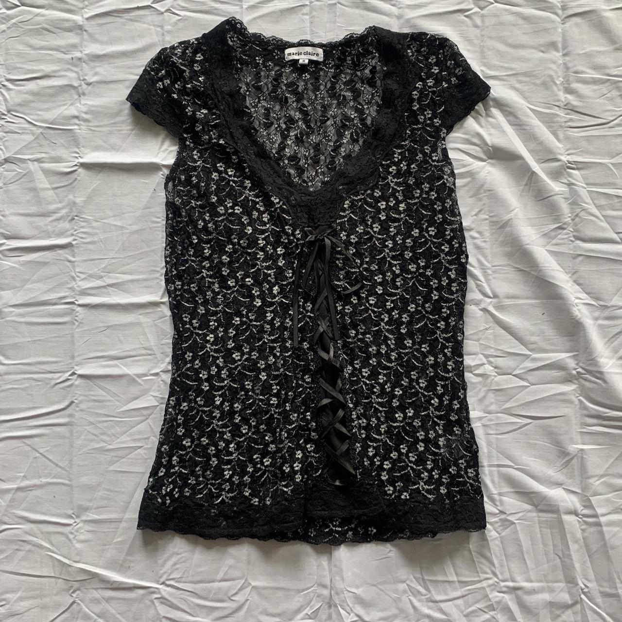 Women's Black and White Top | Depop