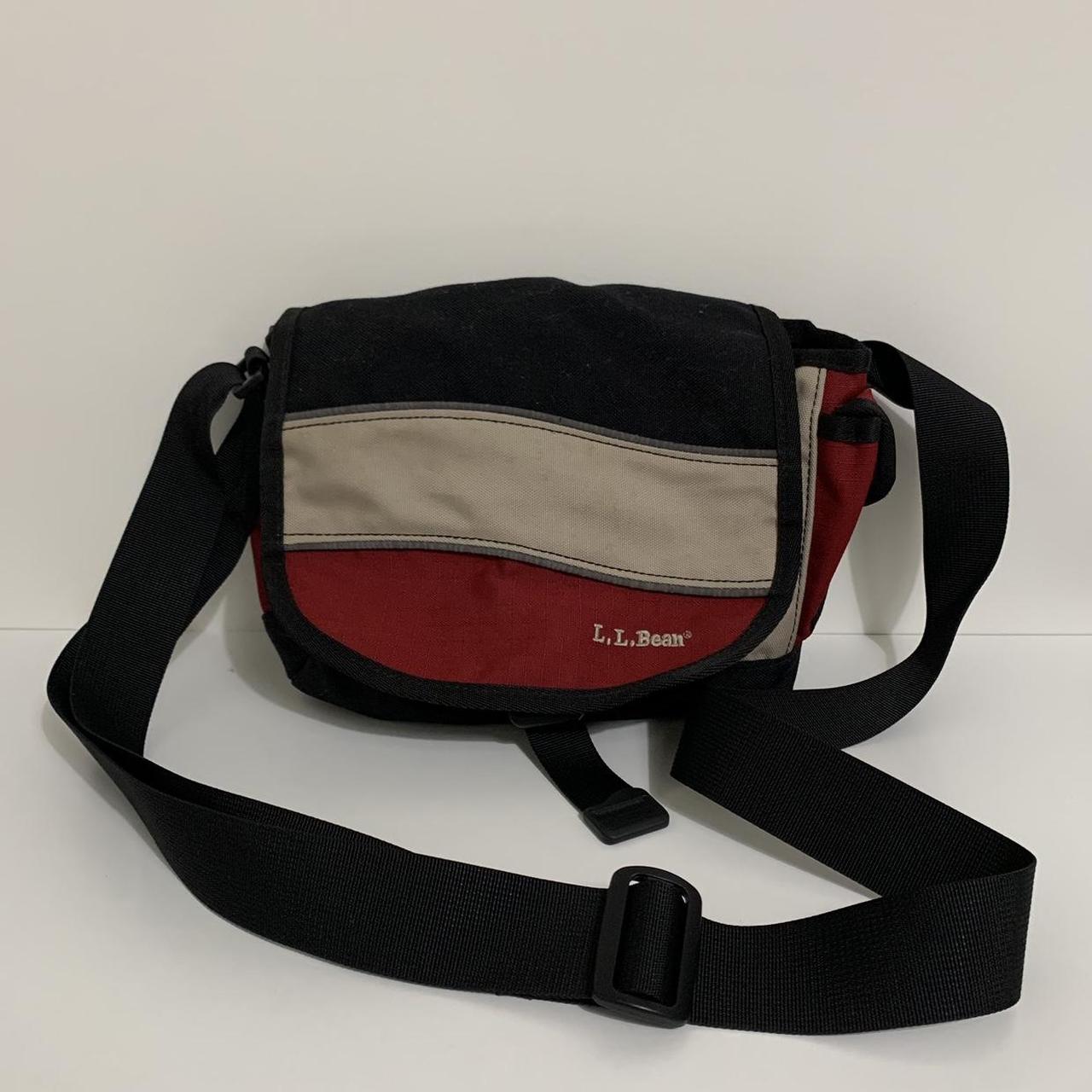 LLBean Red Nylon Crossbody Messenger Bag Vintage - Depop