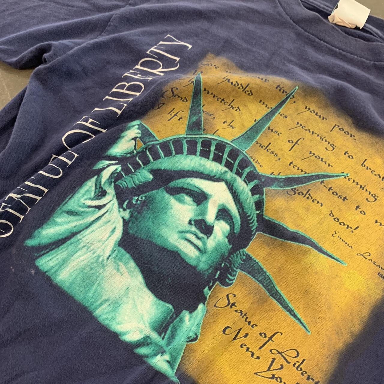 Vintage. Statue of Liberty graphic t shirt 1990s... - Depop