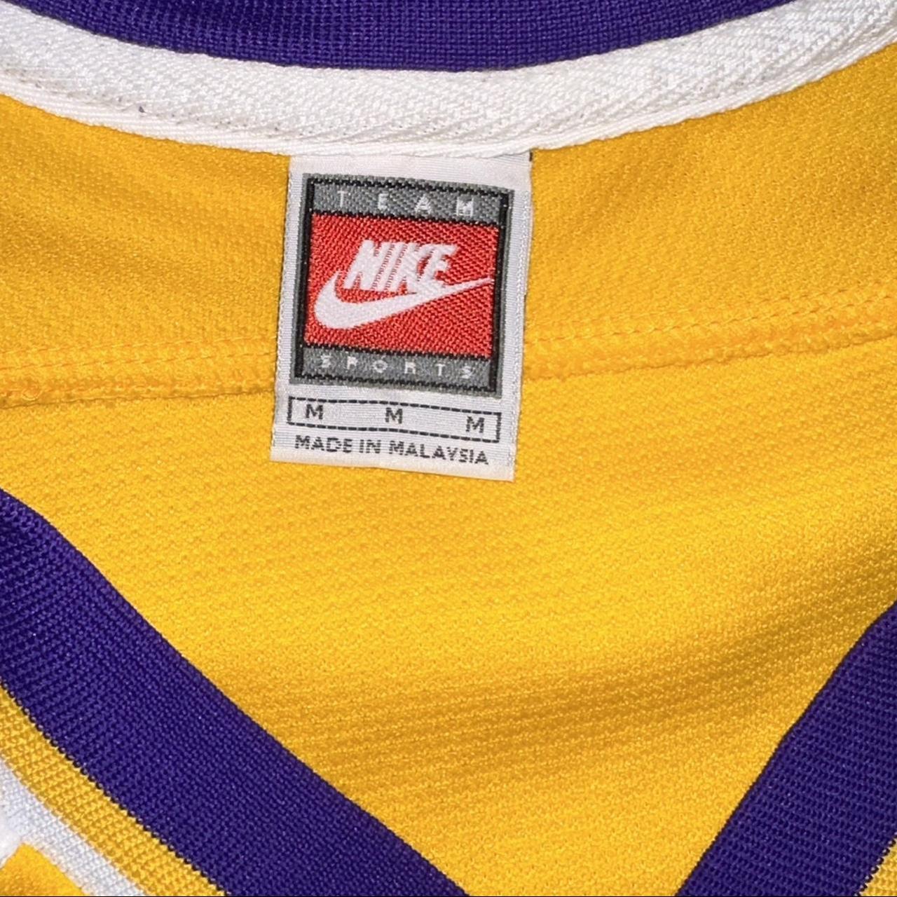 NIKE LOS ANGELES LAKERS WARM UP SHOOTING SHIRT - Depop