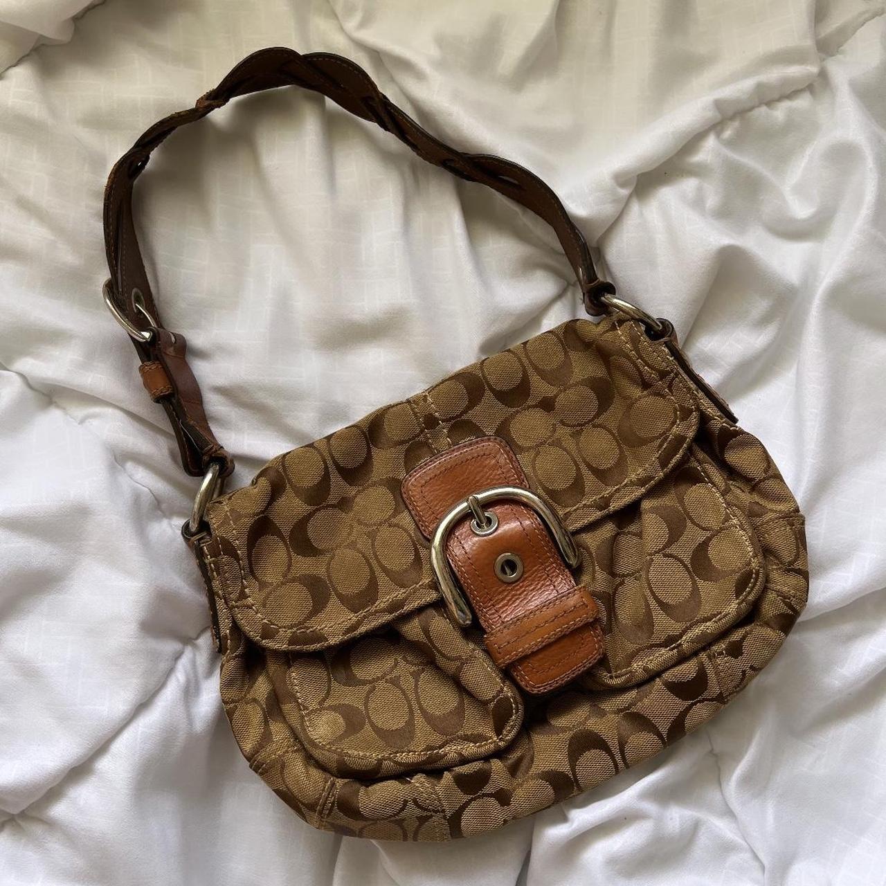 Coach Pebbled Leather Quinn Crossbody/shoulder Bag - Depop