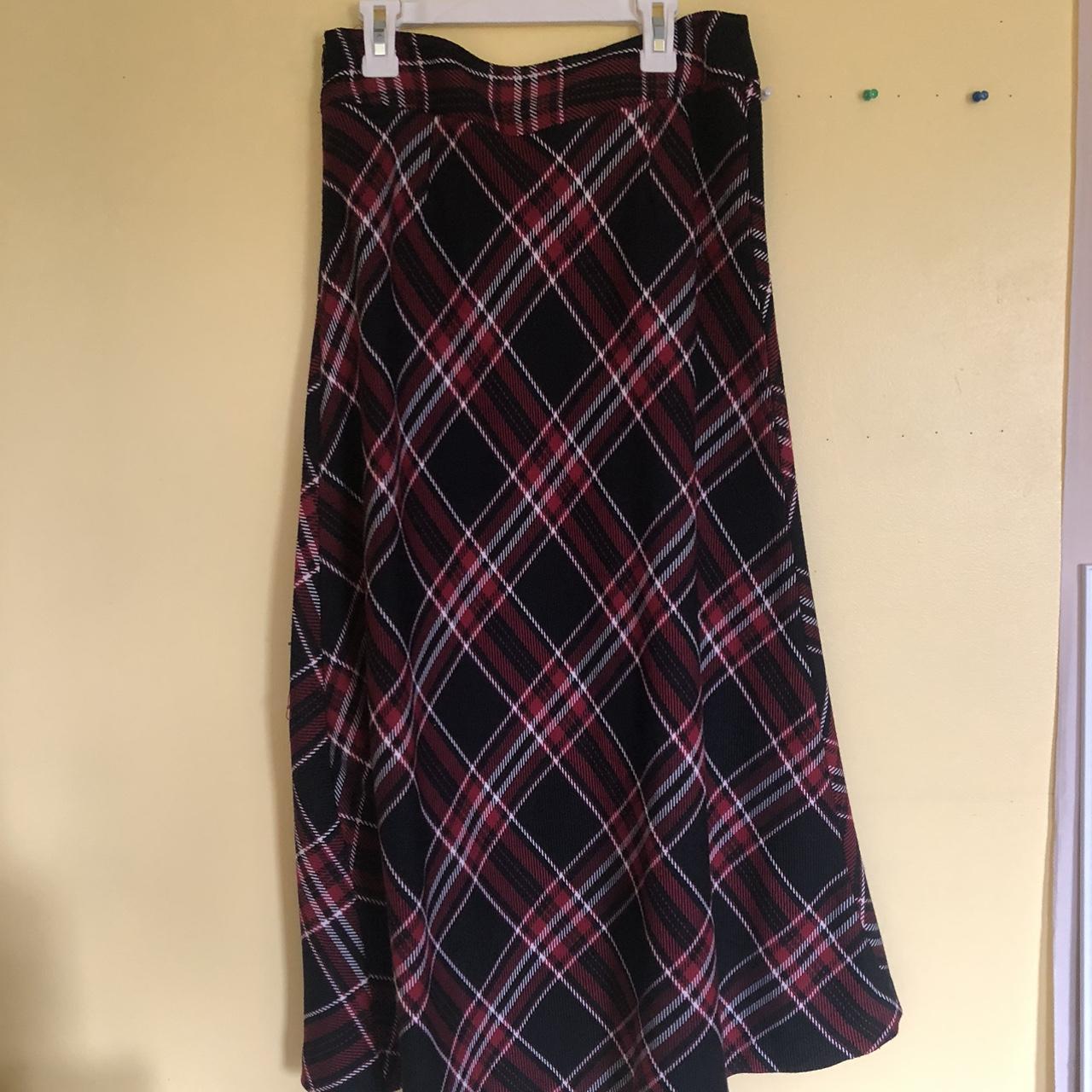 red and black plaid maxi skirt size 6 #vintage... - Depop