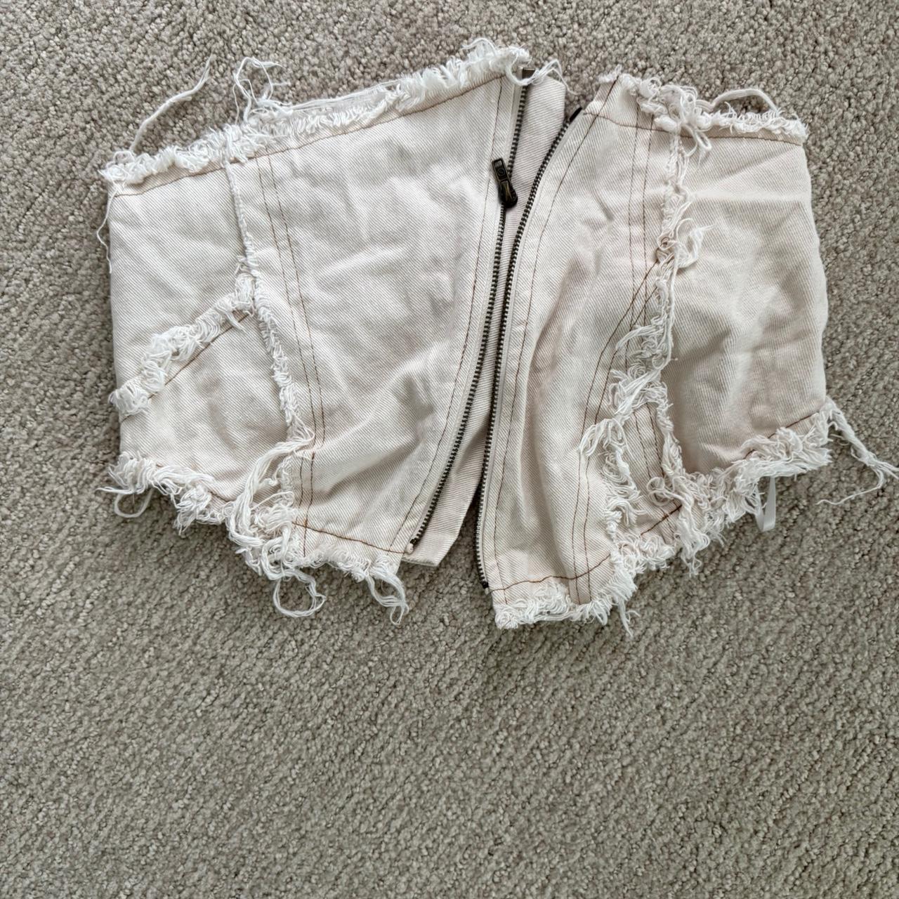 item listed by erinl310