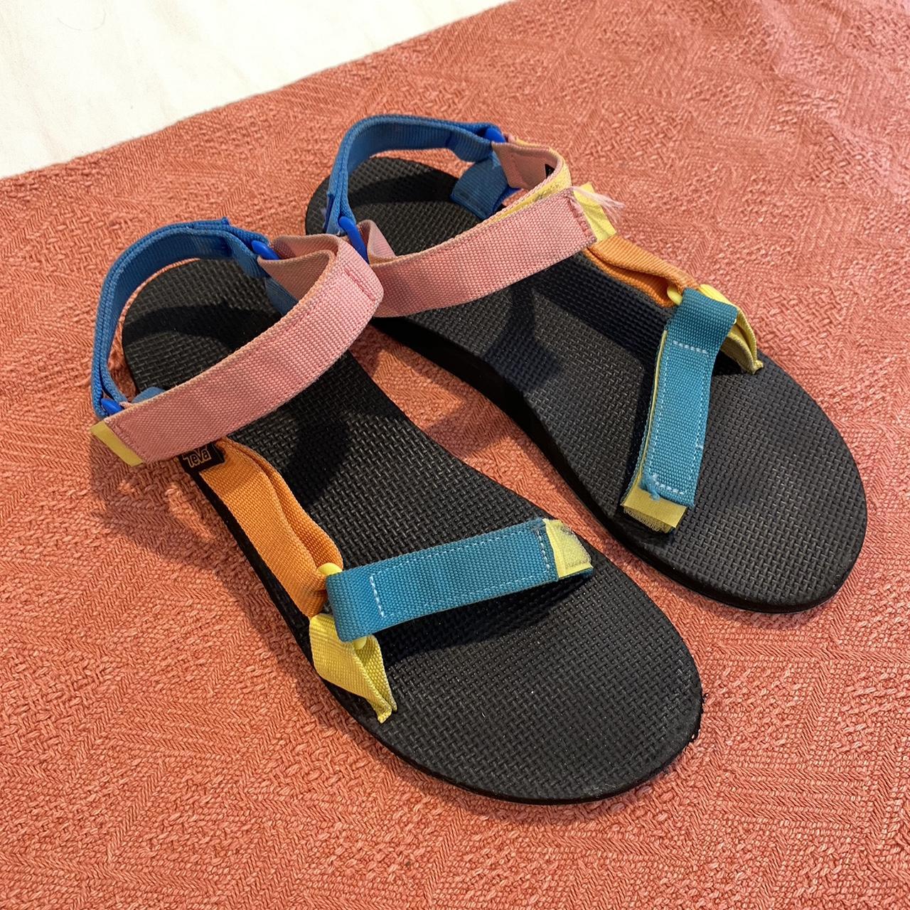 teva rainbow platform