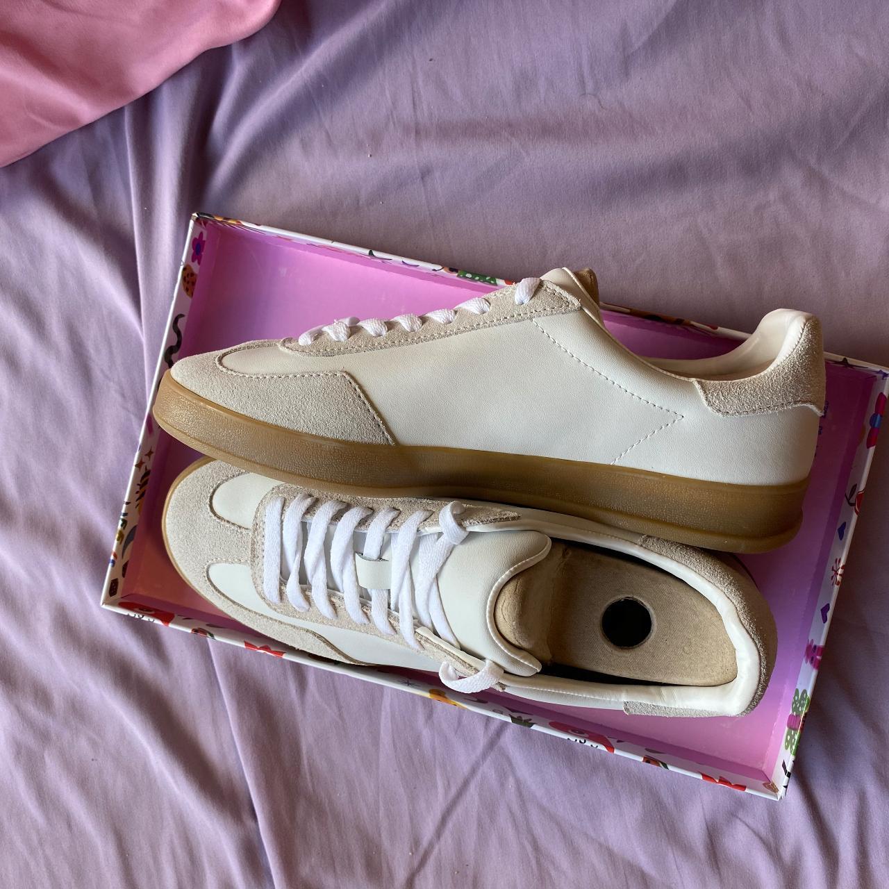 Brand new cream Jeffrey Campbell sneakers in box