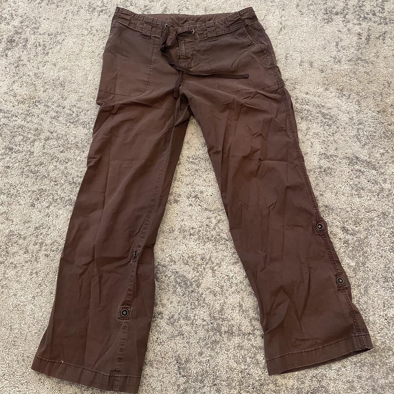 Brown cargo pants No noticeable flaws Dm for... - Depop