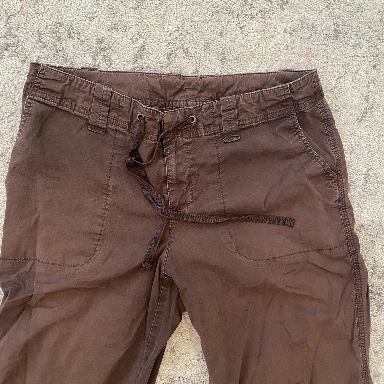 Brown cargo pants No noticeable flaws Dm for... - Depop