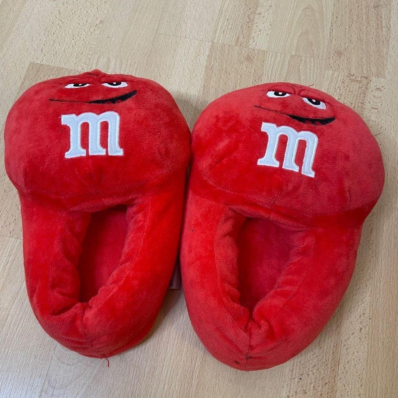 M&m slippers online mens